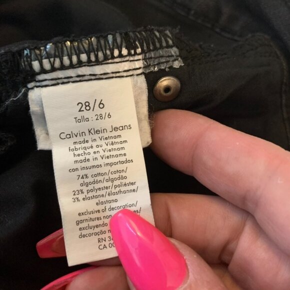 Calvin Klein Womans 28 Denim Jeans Black Ultimate Skinny Mid Rise Stretch Grunge - Picture 15 of 15